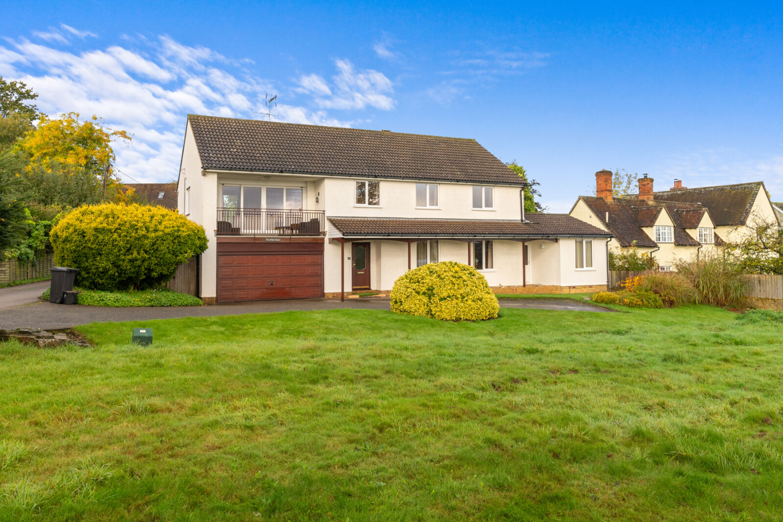 5 bedroom detached house for sale Parsonage Downs, Dunmow, CM6, main image