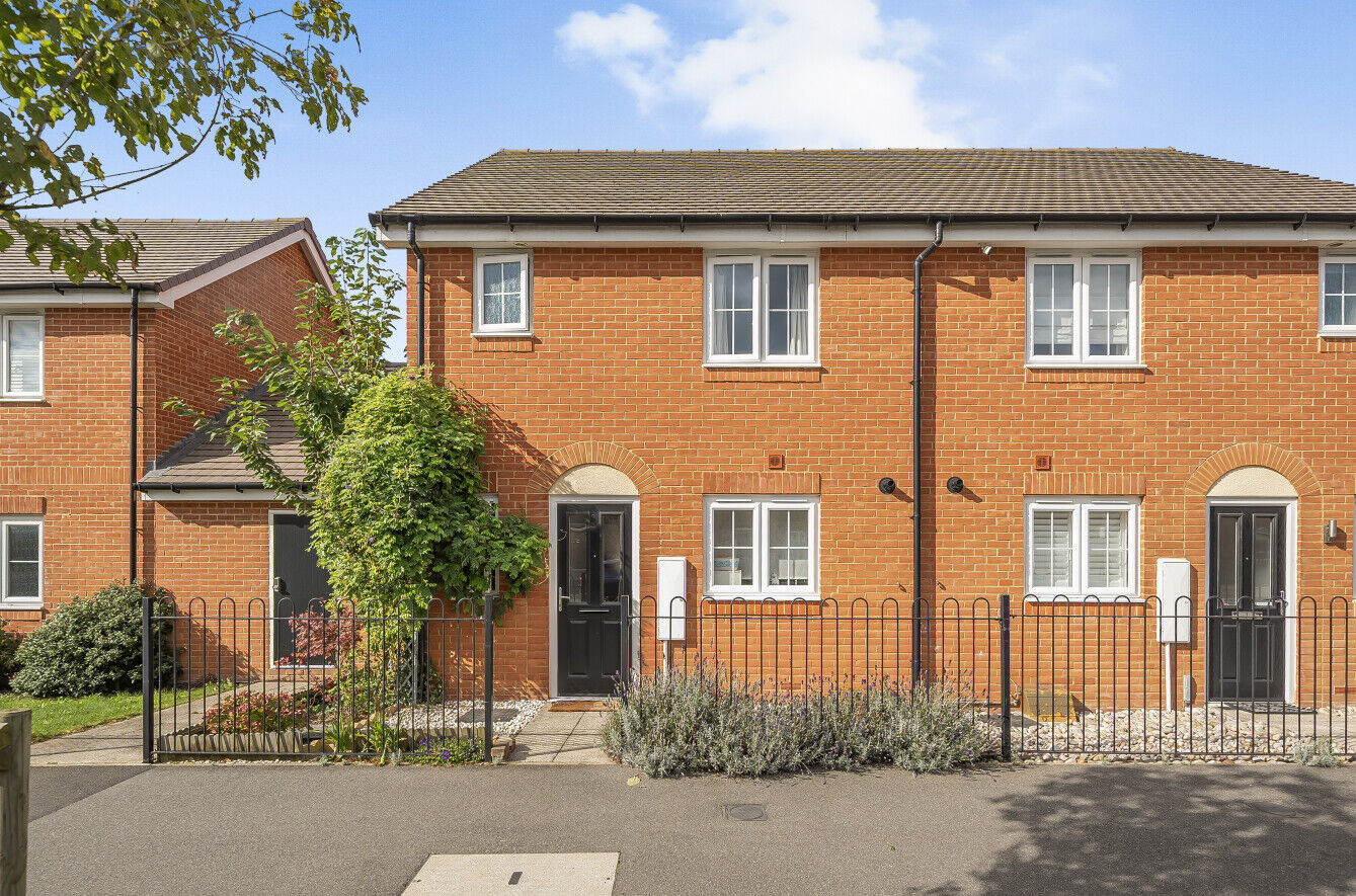 3 bedroom semi detached house for sale Newland Avenue, Bishop's Stortford, CM23, main image