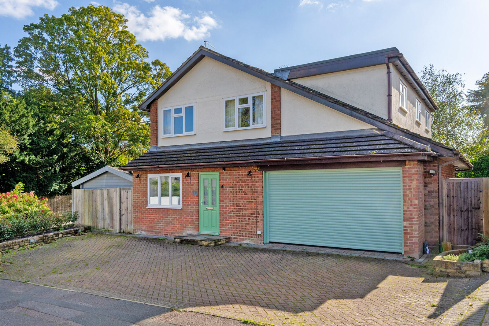 4 bedroom detached house for sale Meadowcroft, Stansted, CM24, main image