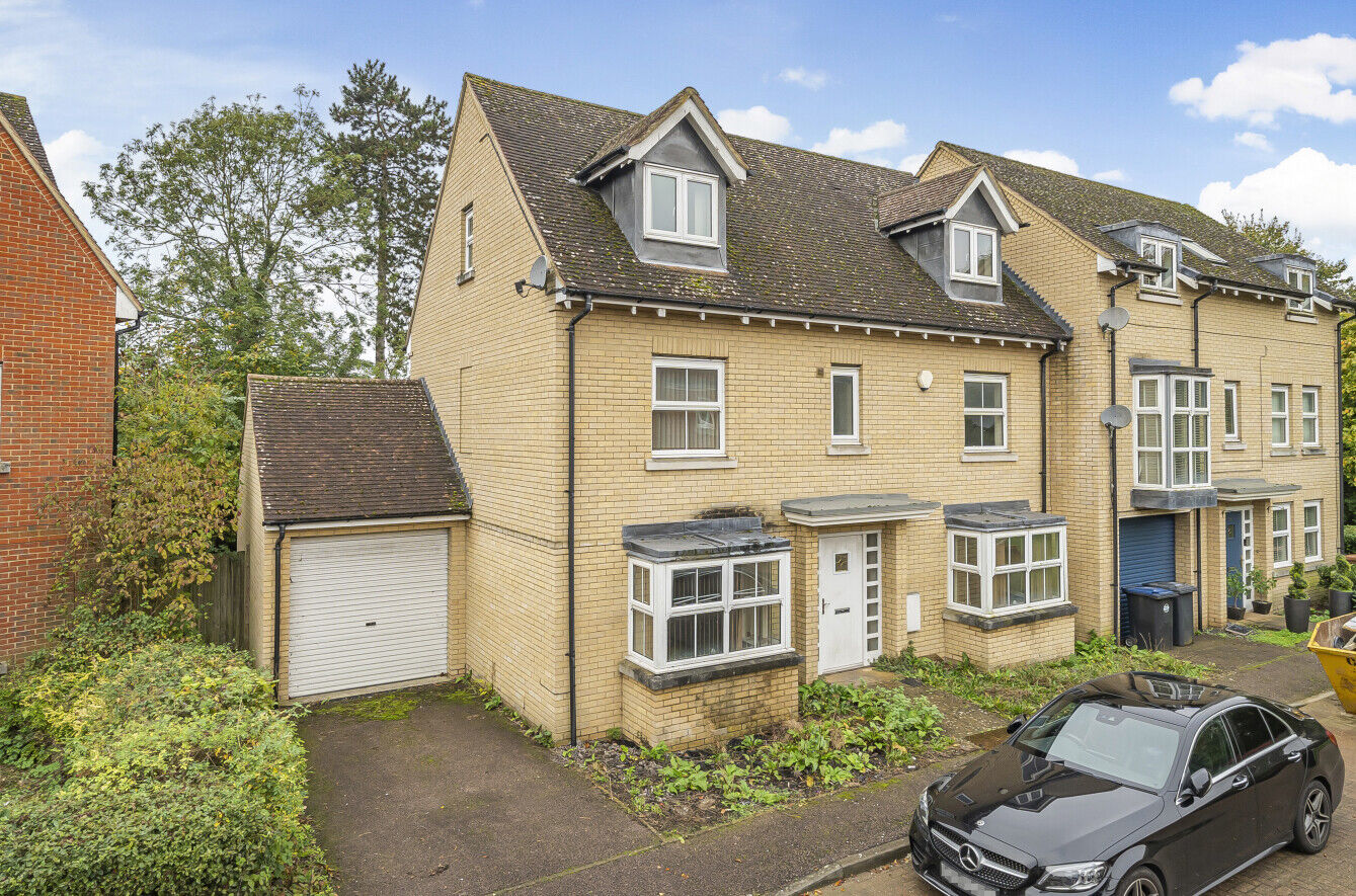 5 bedroom semi detached house for sale Cavell Court, Bishop's Stortford, CM23, main image