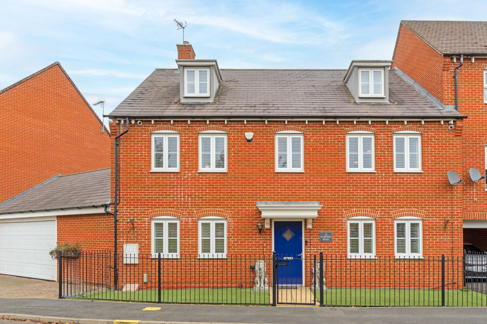 5 bedroom link detached house for sale Hampton Road, Stansted, CM24, main image