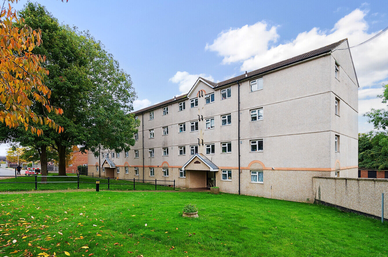 2 bedroom  flat for sale Norfolk Way, Bishop's Stortford, CM23, main image