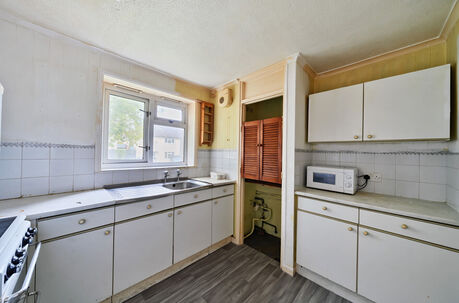 2 bedroom  flat for sale