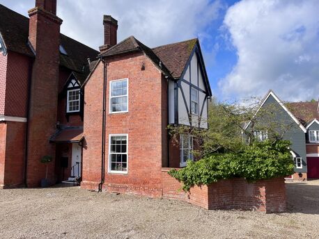 3 bedroom end terraced house for sale