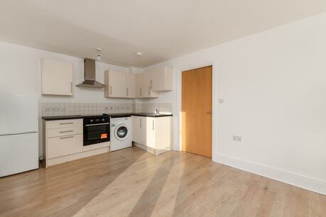 2 bedroom  flat for sale