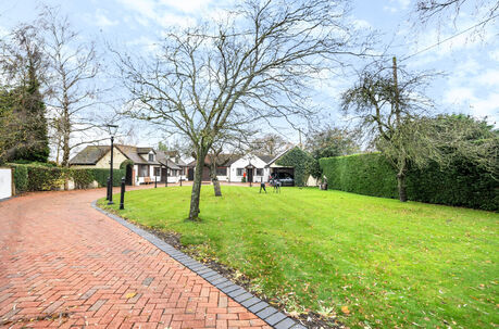 5 bedroom detached bungalow for sale