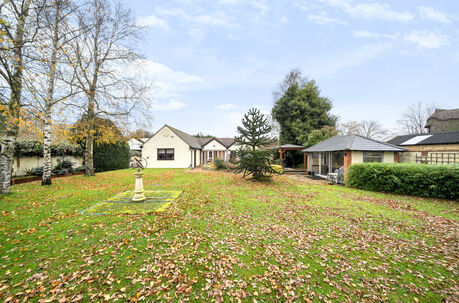 5 bedroom detached bungalow for sale