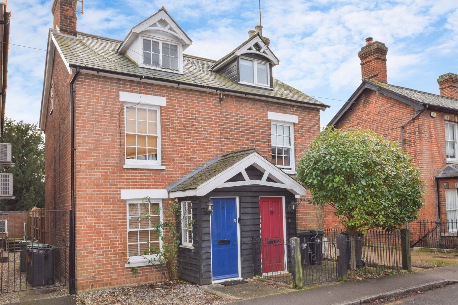 2 bedroom semi detached house for sale Station Road, Saffron Walden, CB11, main image