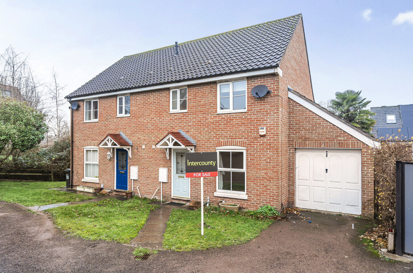 3 bedroom semi detached house for sale Tortoiseshell Way, Braintree, CM7, main image