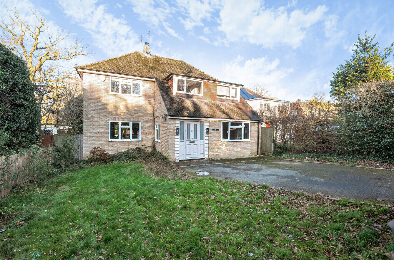 4 bedroom detached house for sale Oaklands Park, Bishop's Stortford, CM23, main image