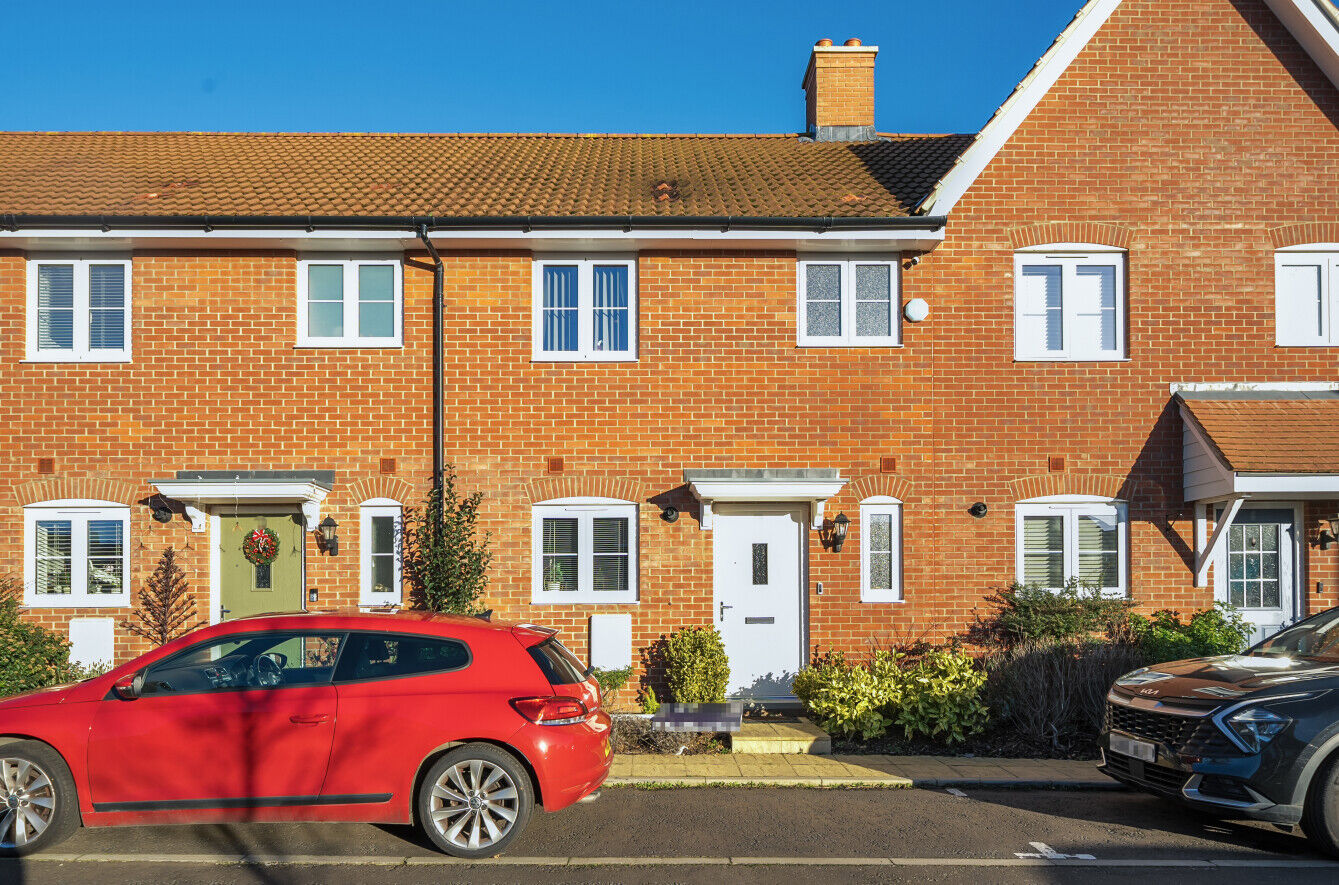 3 bedroom mid terraced house for sale Grant Road, Bishop's Stortford, CM23, main image