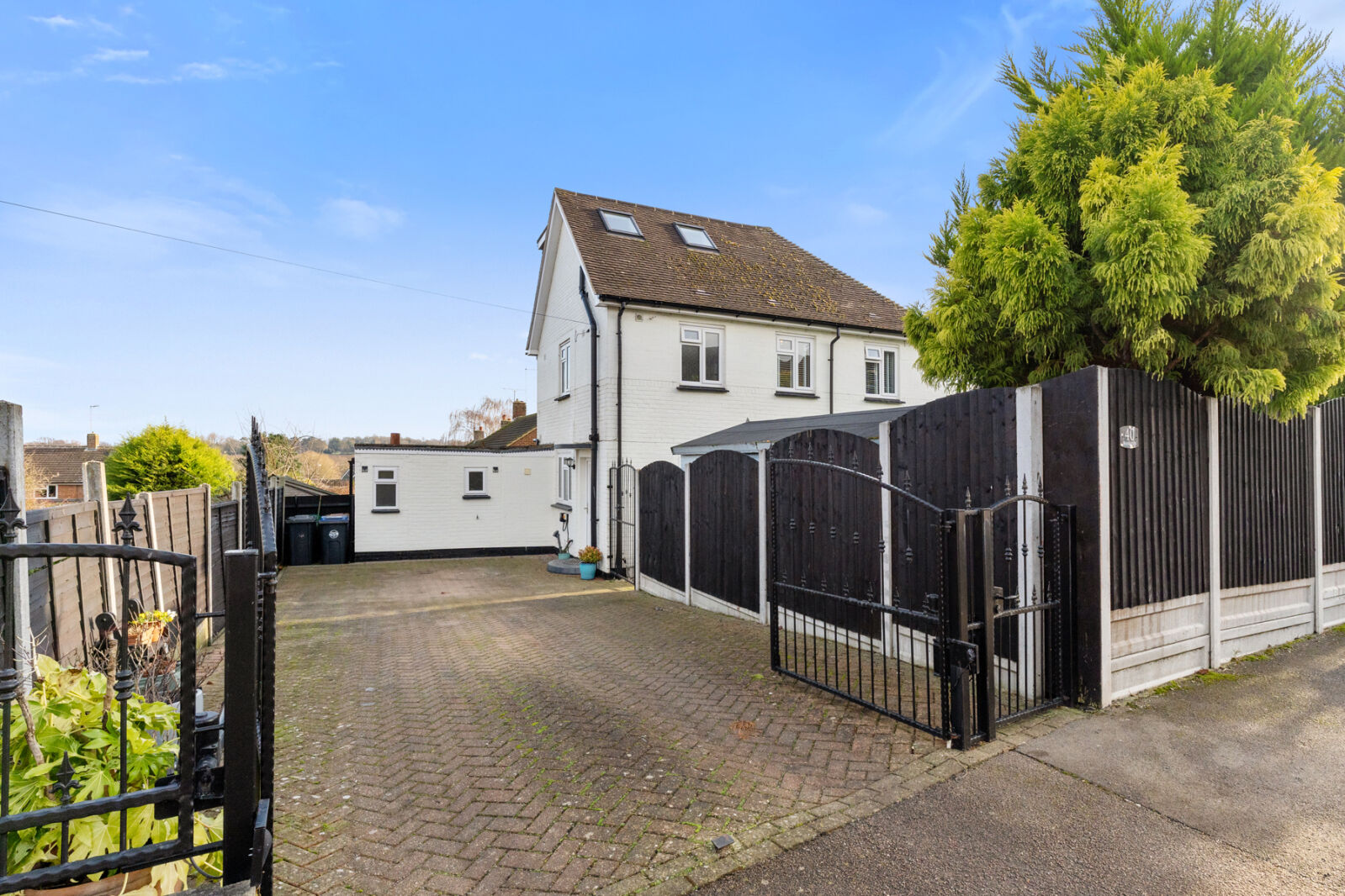 4 bedroom end terraced house for sale Bullfields, Sawbridgeworth, CM21, main image