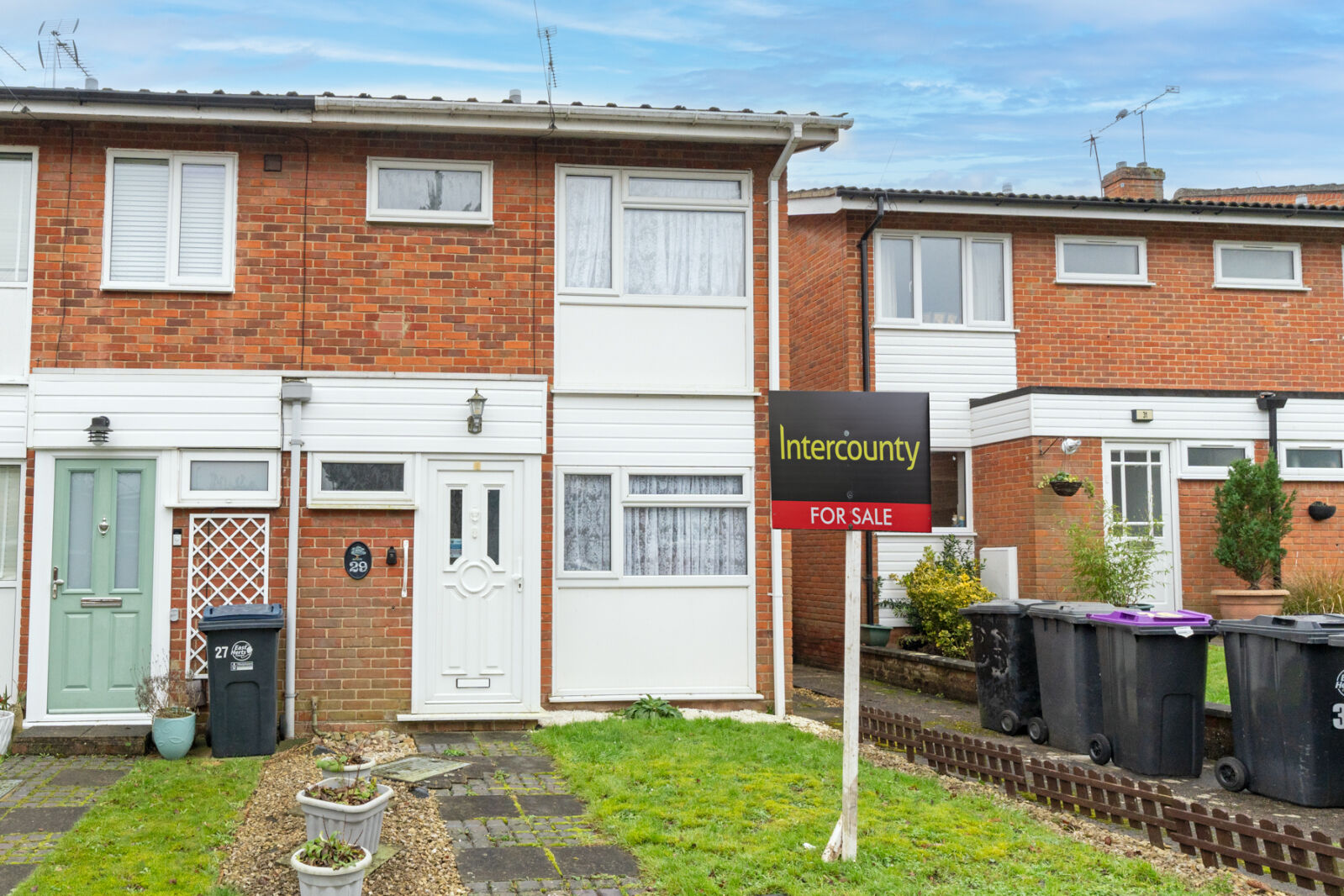 2 bedroom end terraced house for sale Hedgerows, Sawbridgeworth, CM21, main image