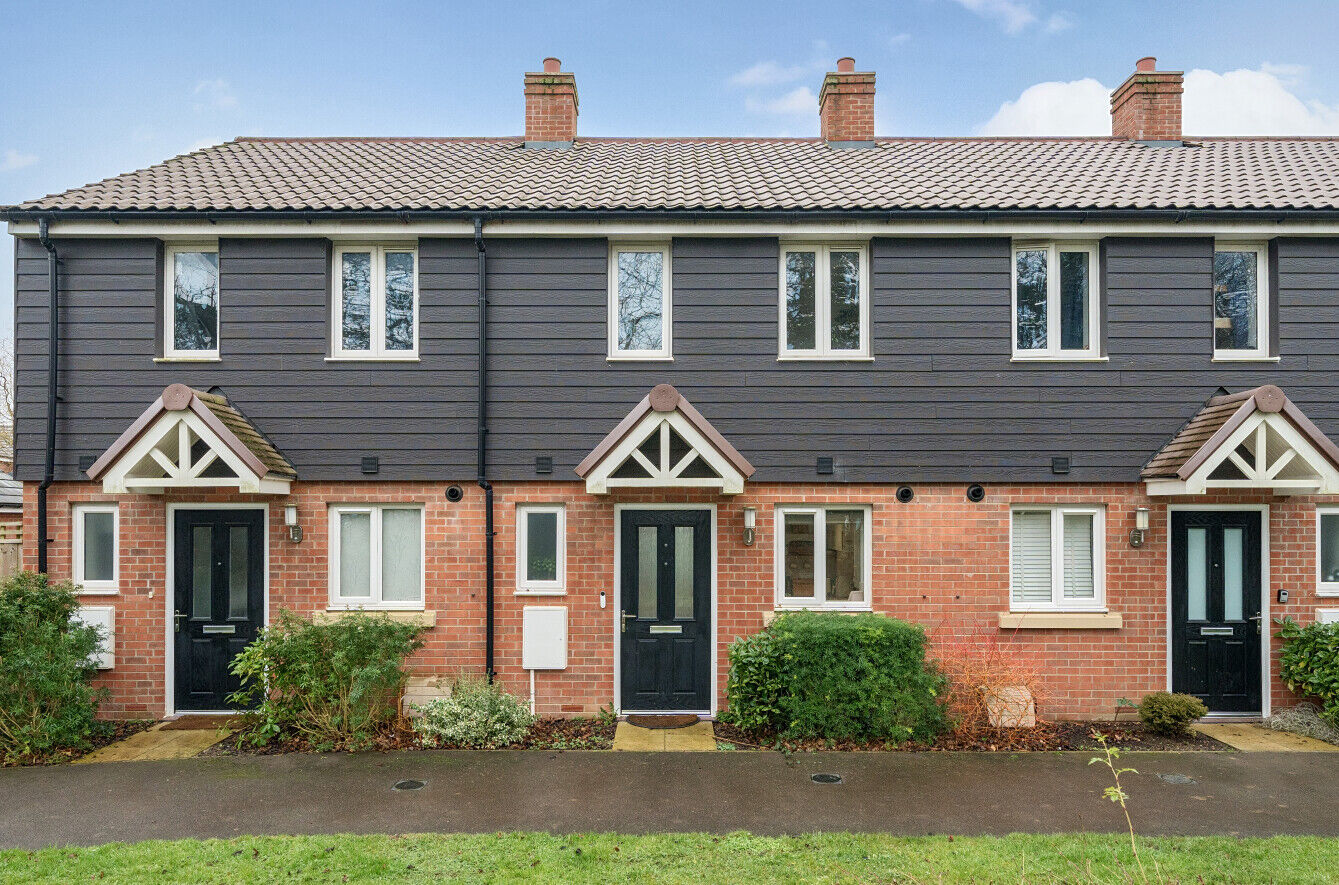 2 bedroom mid terraced house for sale Everett Walk, Bishop's Stortford, CM23, main image