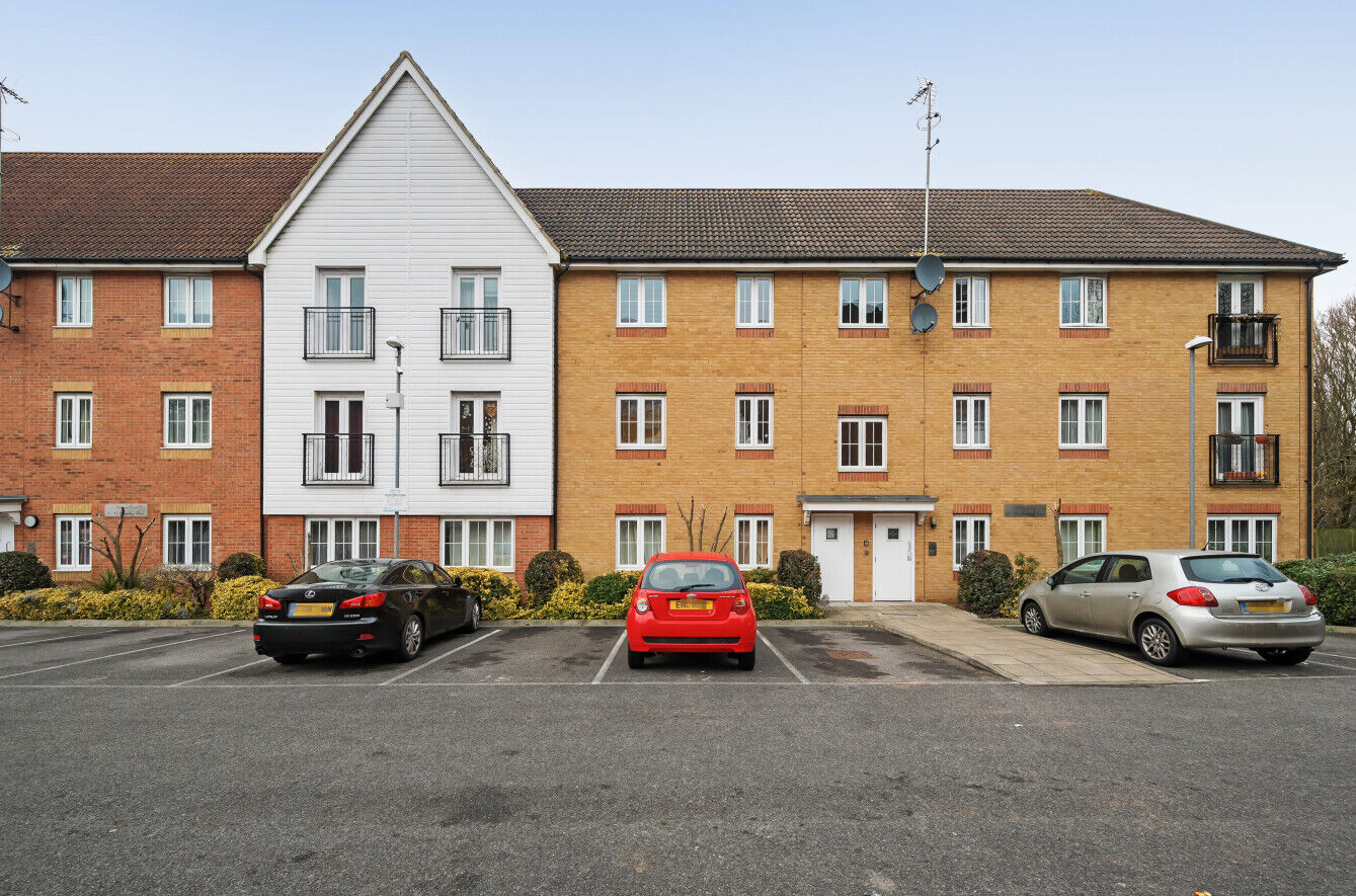 2 bedroom  flat for sale Bromley Close, Harlow, CM20, main image