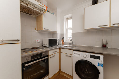 1 bedroom  flat for sale