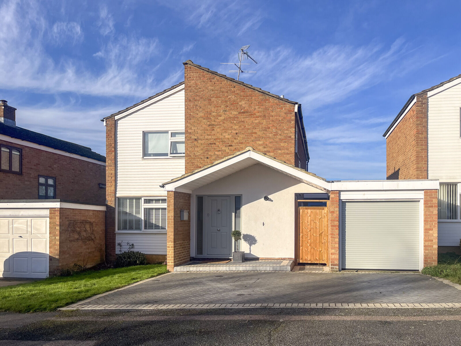 3 bedroom detached house for sale Copse Hill, Harlow, CM19, main image