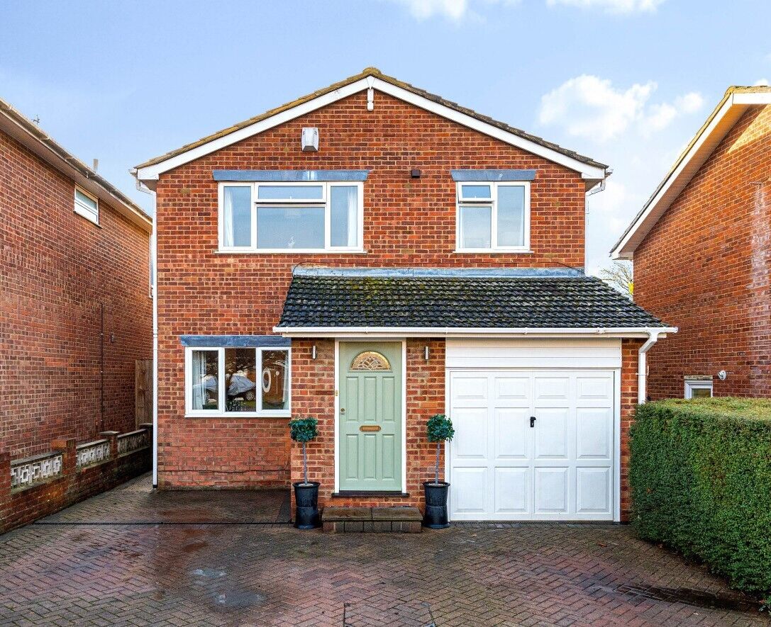 4 bedroom detached house for sale Barley Hills, Bishop's Stortford, CM23, main image