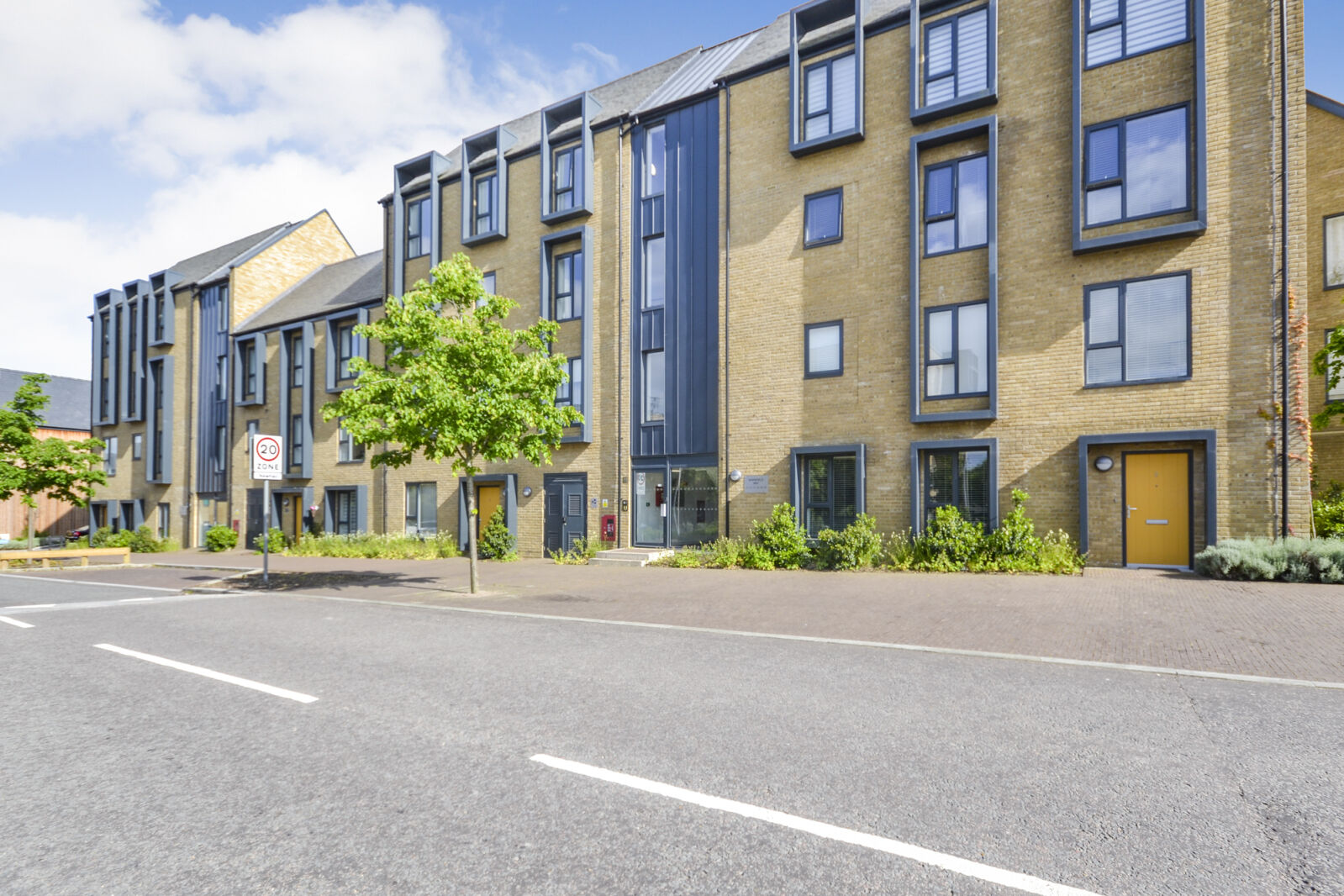 2 bedroom  flat for sale Barnfield Way, Harlow, CM17, main image