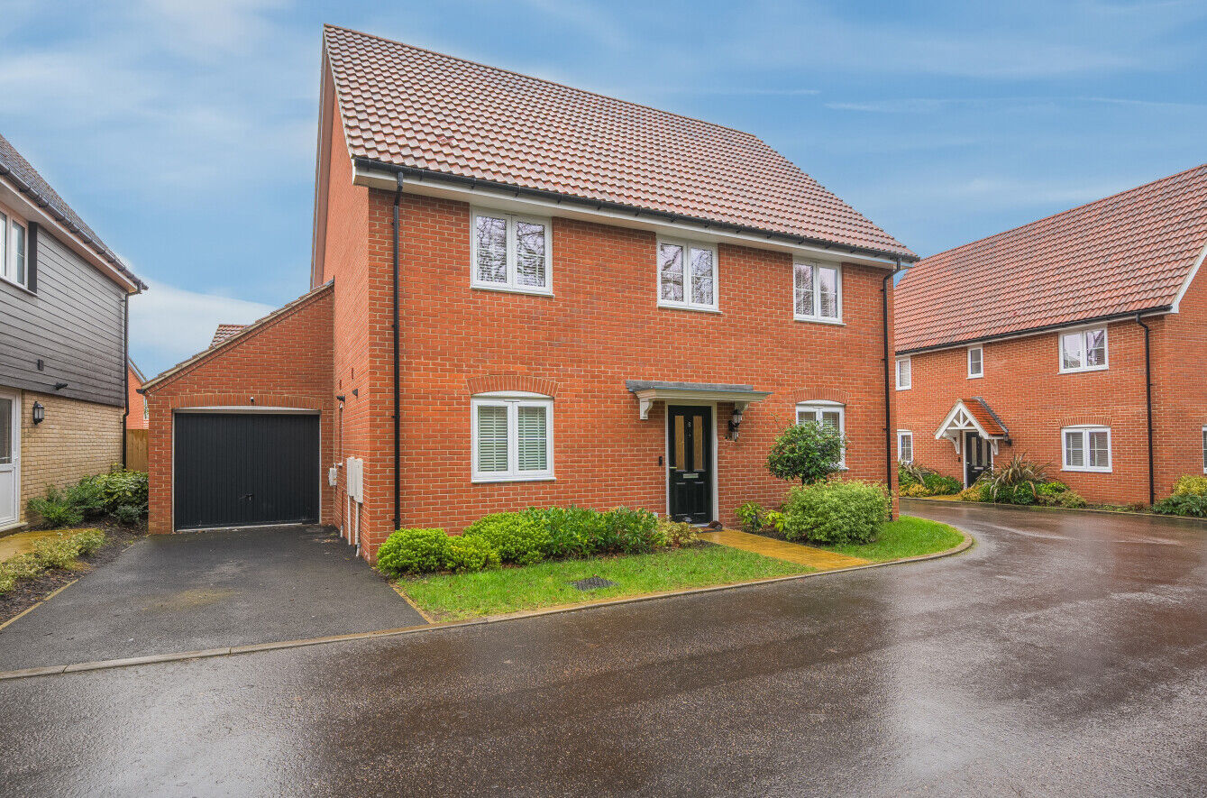 4 bedroom detached house for sale Bingley Close, Bishop's Stortford, CM23, main image