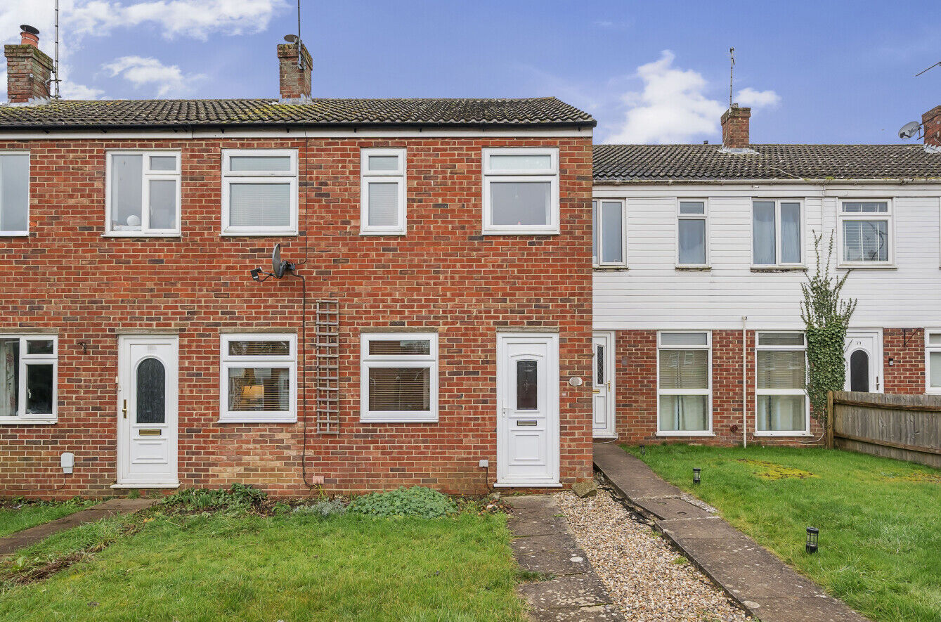 3 bedroom mid terraced house for sale Cherry Garden Lane, Saffron Walden, CB11, main image