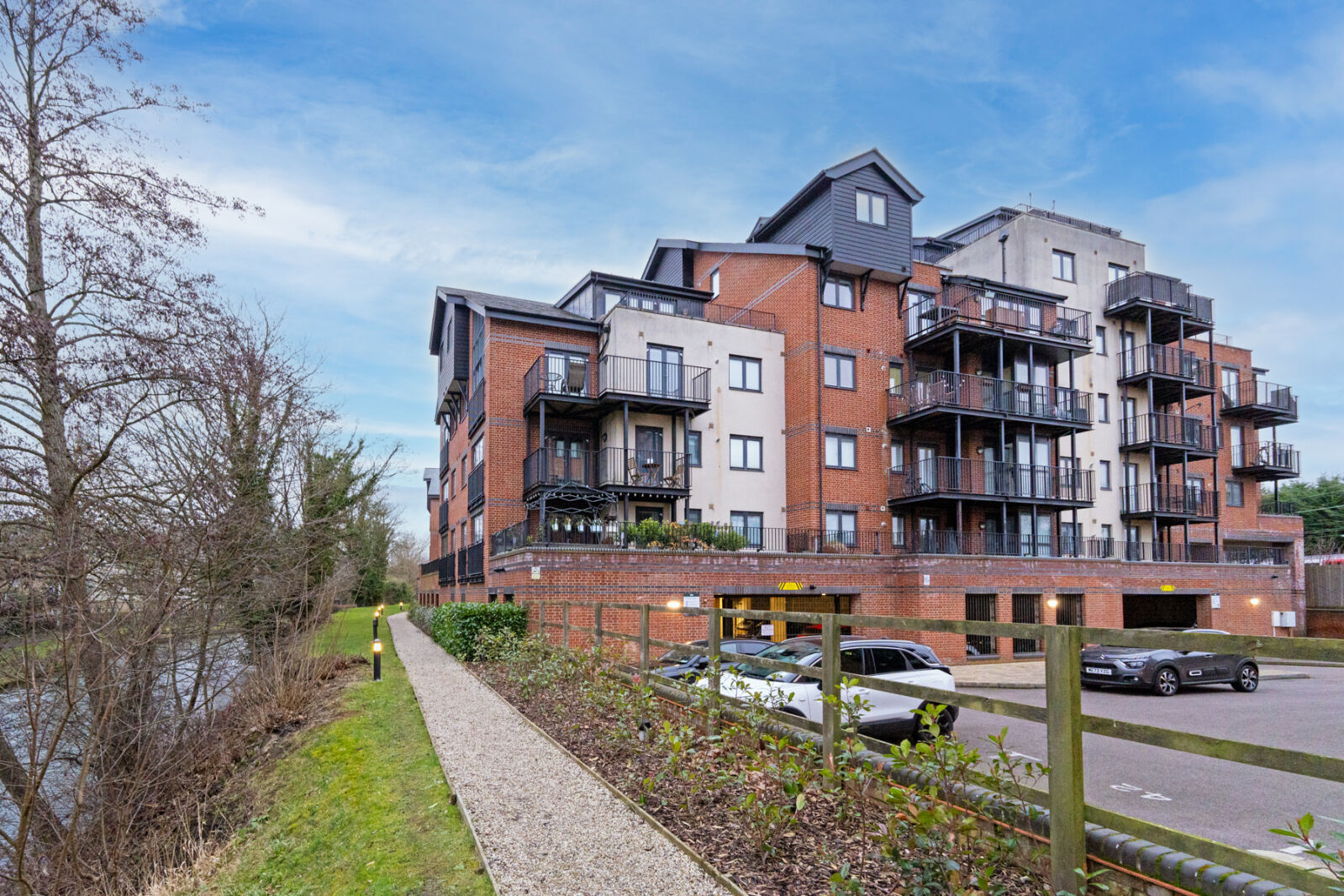 2 bedroom  flat for sale Tanners Wharf, Bishop's Stortford, CM23, main image