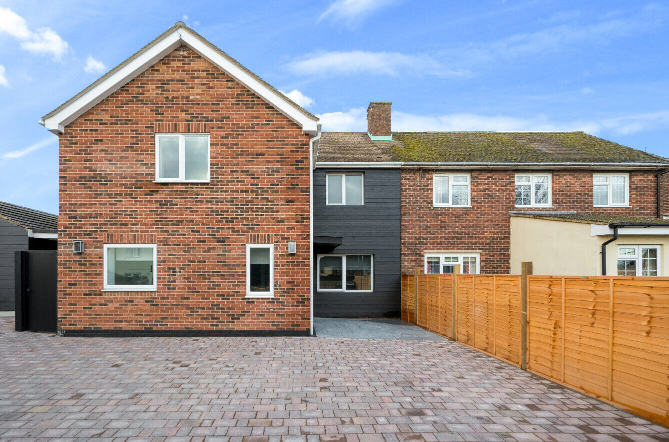 4 bedroom mid terraced house for sale Whiteshot Way, Saffron Walden, CB10, main image