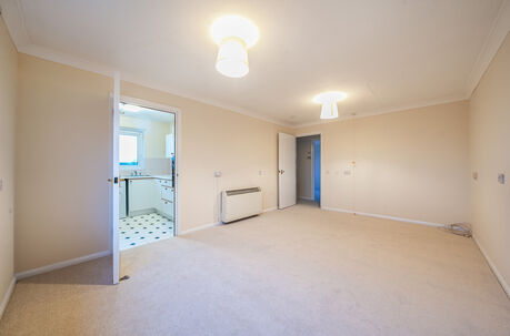 2 bedroom  flat for sale