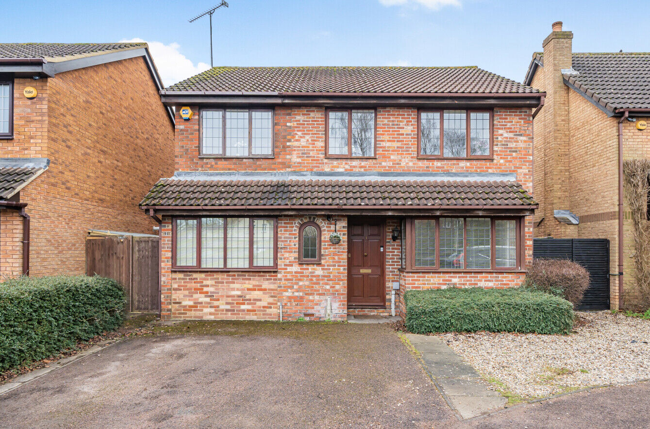 4 bedroom detached house for sale Dukes Ride, Bishop's Stortford, CM23, main image