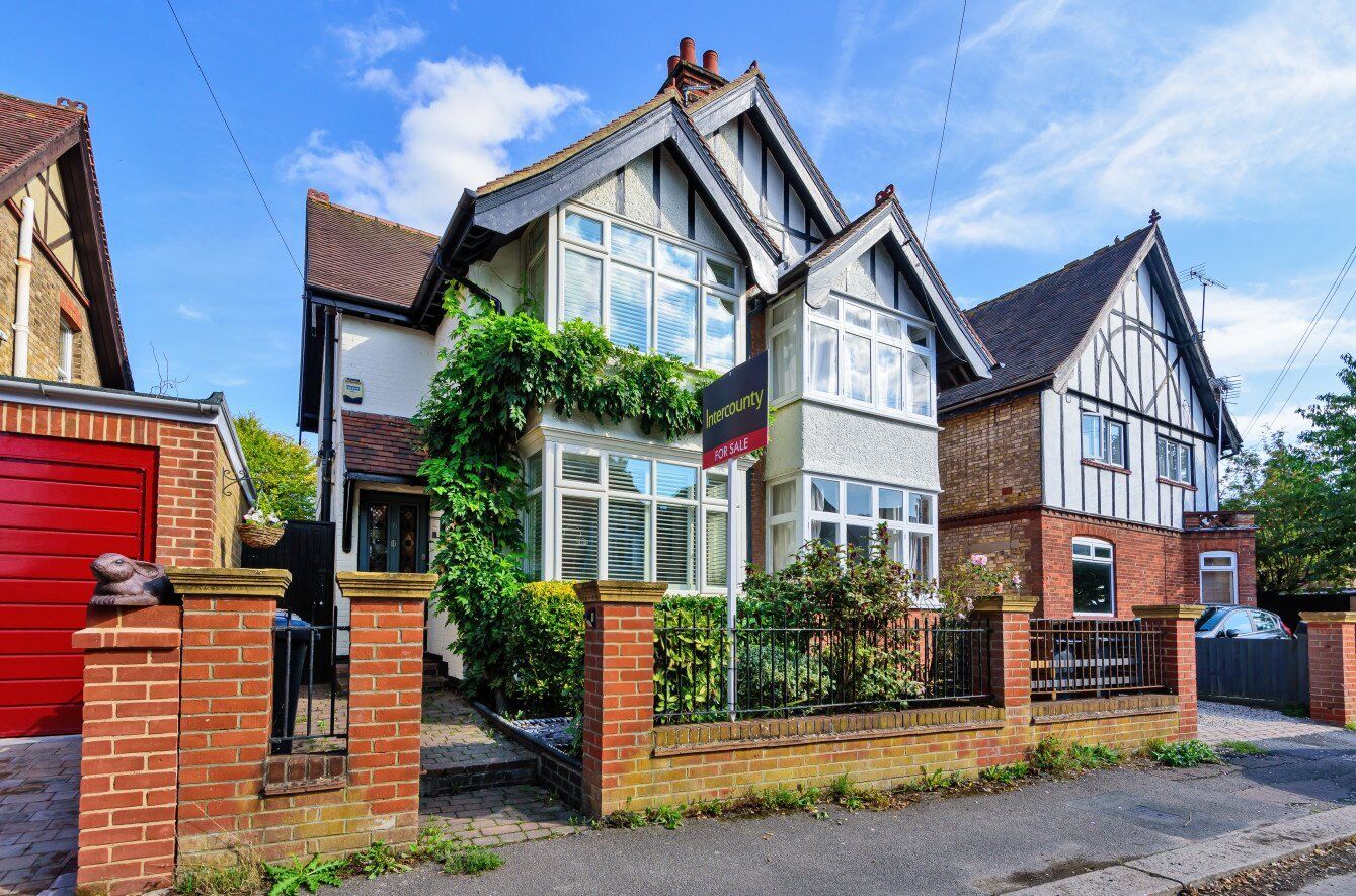 3 bedroom semi detached house for sale Manor Road, Bishop's Stortford, CM23, main image