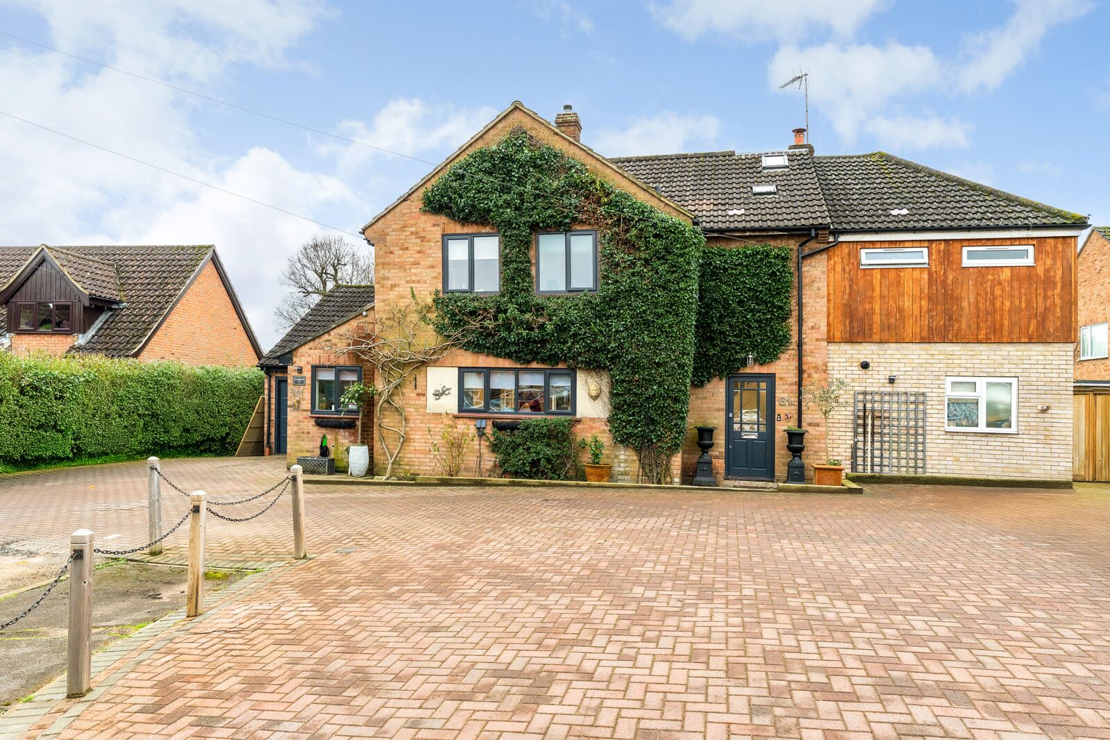 5 bedroom detached house for sale Brook Road, Stansted, CM24, main image