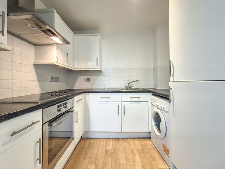 1 bedroom  flat to rent, Available unfurnished from 27/02/2025