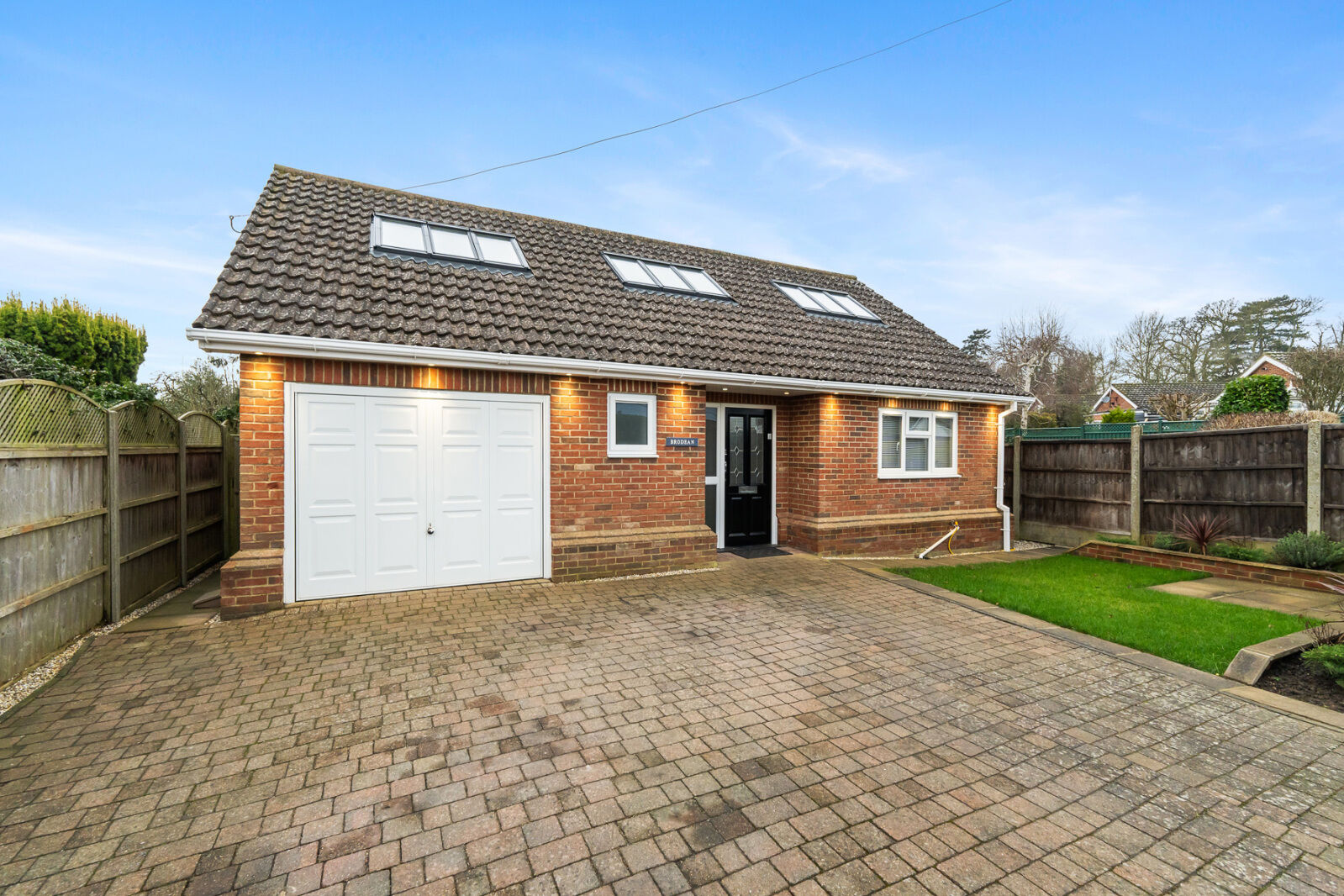 2 bedroom detached house for sale Croasdaile Road, Stansted, CM24, main image