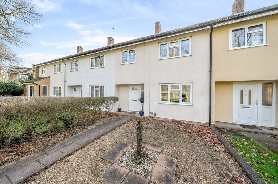 3 bedroom mid terraced house for sale