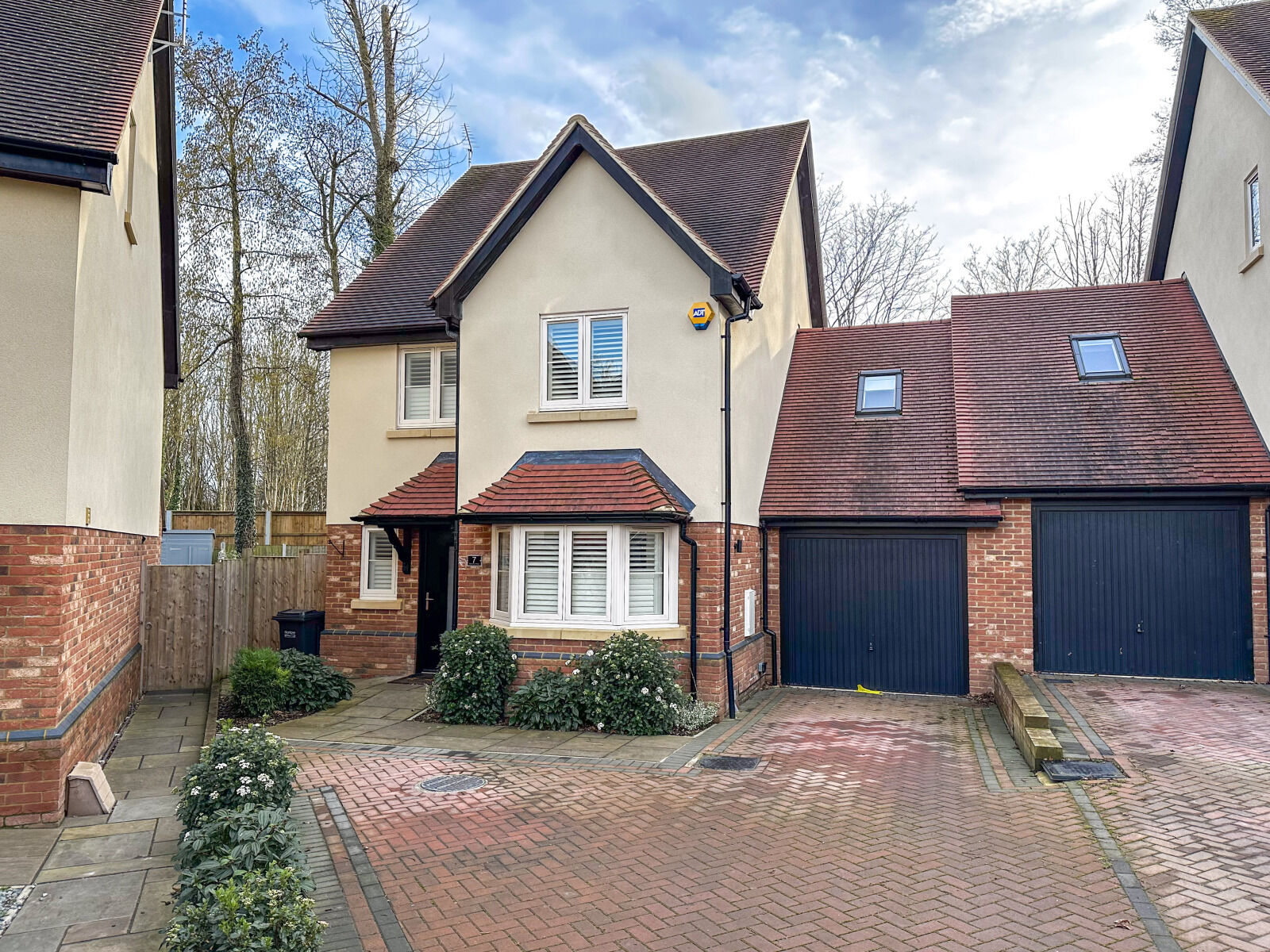 5 bedroom detached house for sale Deerbrook Place, Old Harlow, CM17, main image