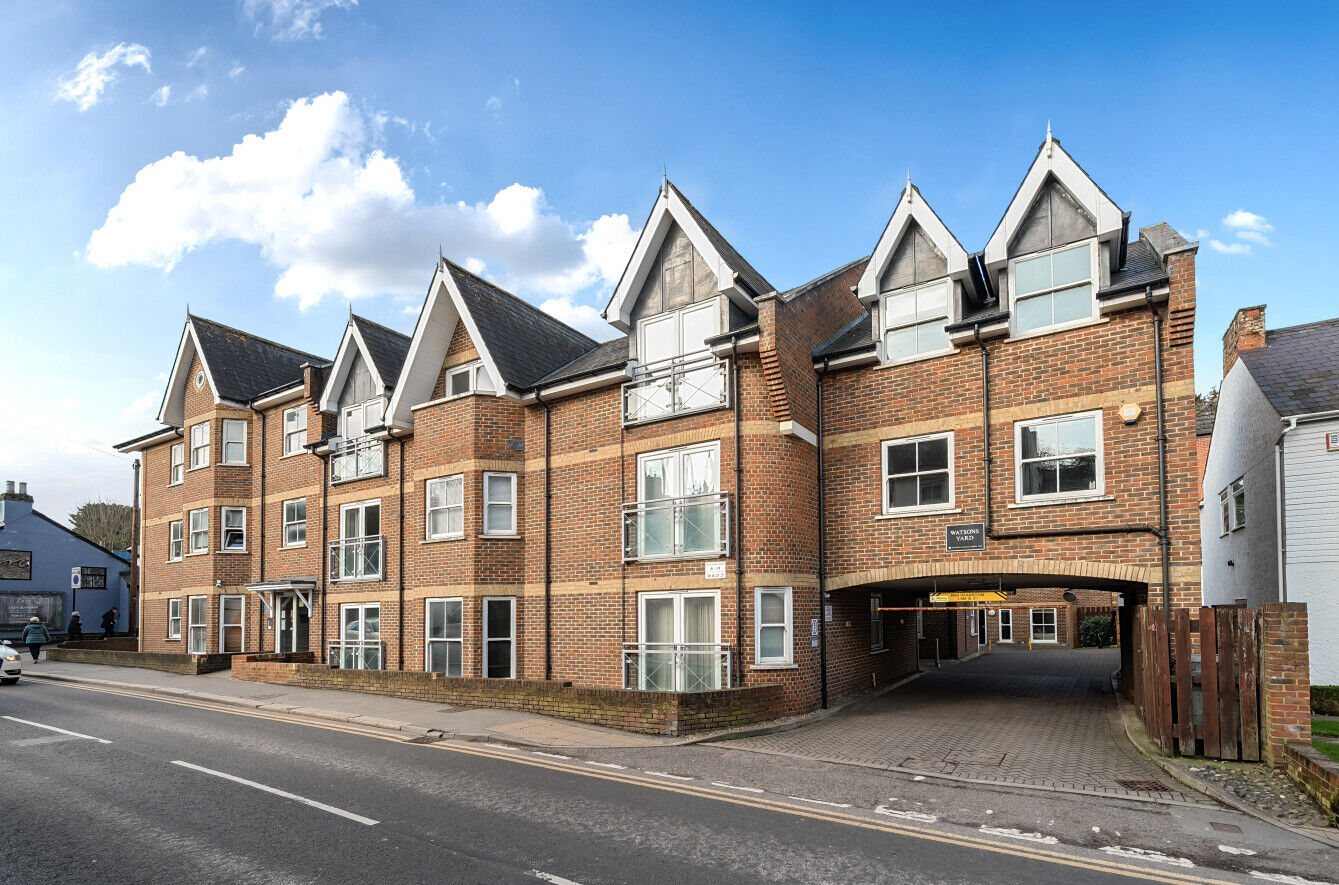 2 bedroom  flat for sale Hadham Road, Bishop's Stortford, CM23, main image