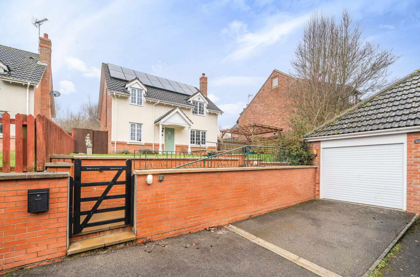 4 bedroom detached house for sale Hanchett End, Haverhill, CB9, main image