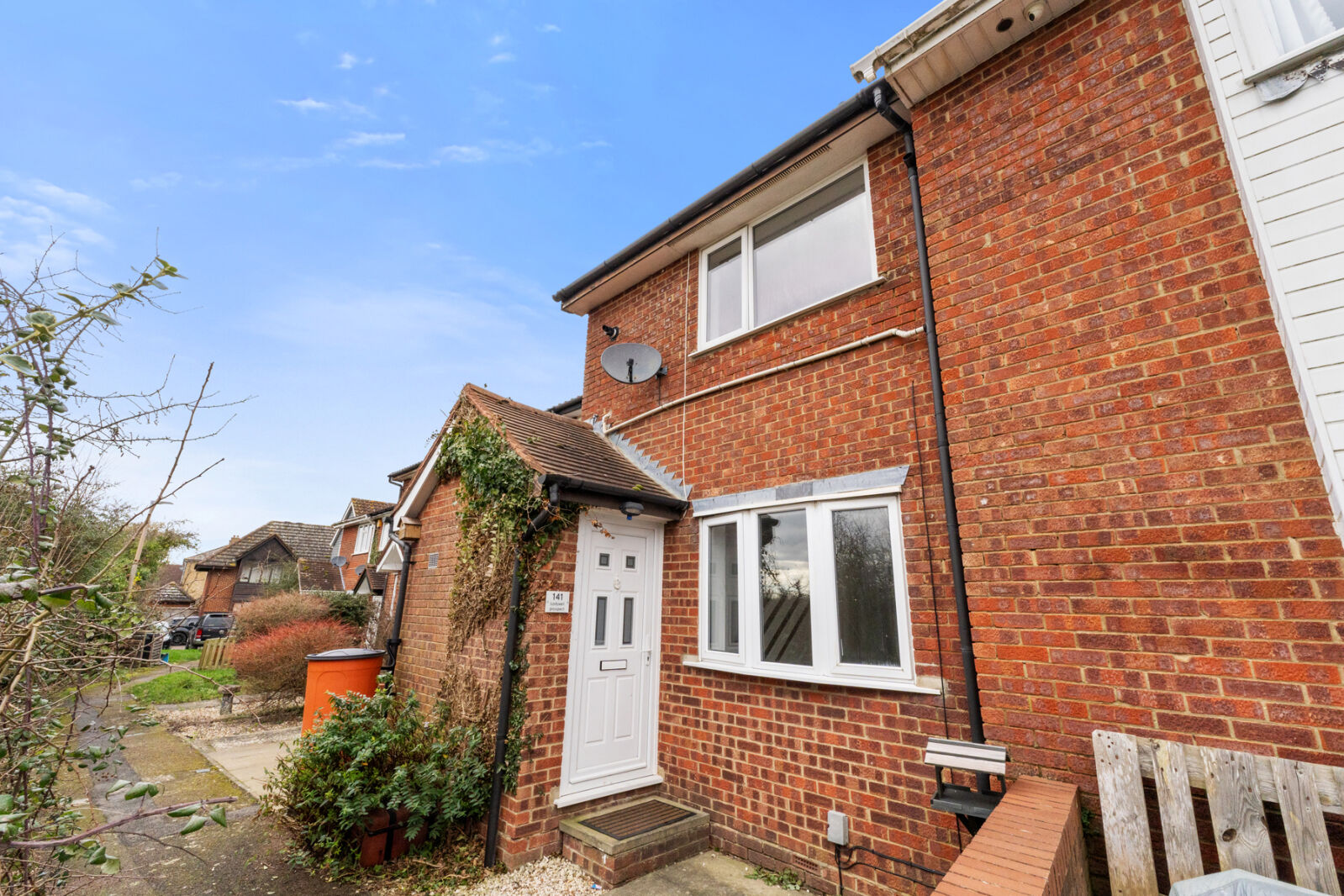 2 bedroom mid terraced house for sale Ladywell Prospect, Sawbridgeworth, CM21, main image