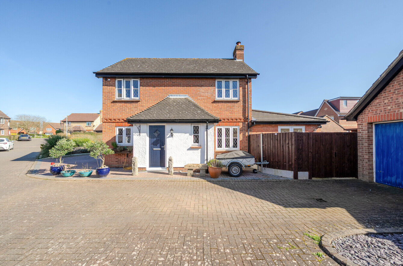 3 bedroom detached house for sale Pilkingtons, Harlow, CM17, main image