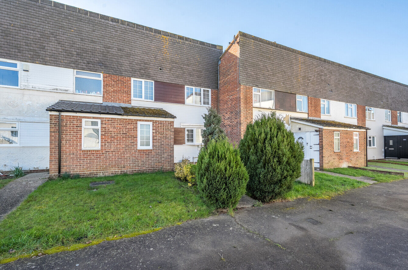 3 bedroom mid terraced house for sale Little Cattins, Harlow, CM19, main image