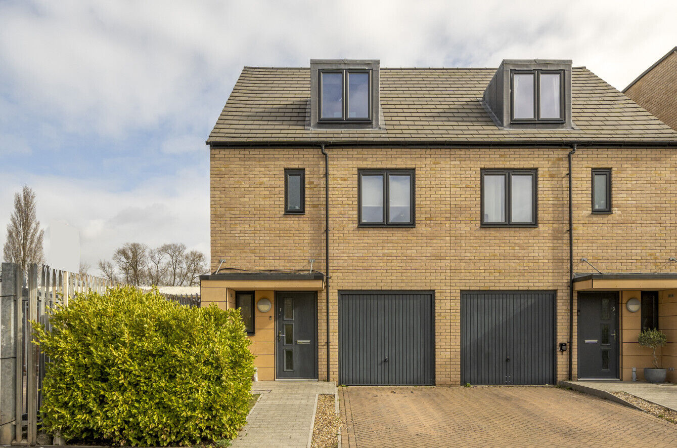 3 bedroom semi detached house for sale Southmill Road,, Bishop's Stortford, CM23, main image